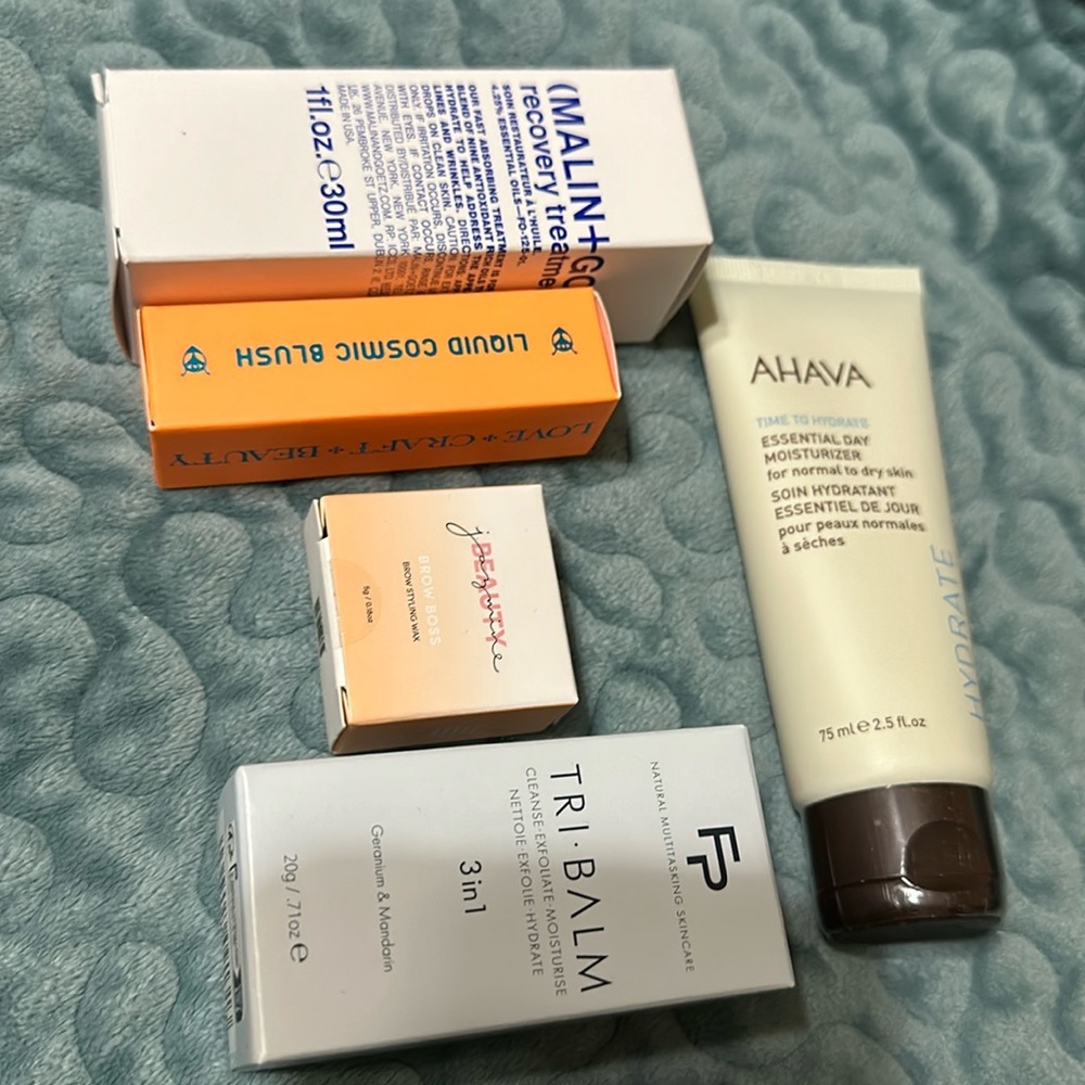 Malin+GOETZ treatment oil bundle